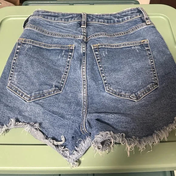 We The Free by Free People crvy Five Star Vintage High-Rise Shorts size 27 - Picture 3 of 9